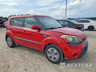 Czwarte zdjęcie samochodu z boku: 2013 KIA SOUL BASE VIN:KNDJT2A50D7510704 - miniatura