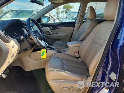 Zdjęcie 7 z 13 samochodu: 2017 NISSAN ROGUE SL VIN:5N1AT2MV1HC863666 - miniatura