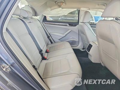 Zdjęcie 10 z 12 samochodu: 2018 VOLKSWAGEN PASSAT SE VIN:1VWBA7A31JC049888 - miniatura
