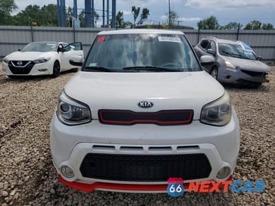 Piąte zdjęcie samochodu w środku: 2014 KIA SOUL + VIN:KNDJP3A5XE7034134 - miniatura