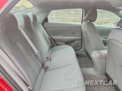 Zdjęcie 10 z 12 samochodu: 2023 HYUNDAI ELANTRA SEL VIN:KMHLS4AG4PU453157 - miniatura
