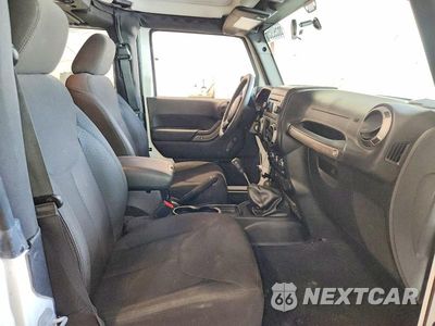Zdjęcie 10 z 13 samochodu: 2015 JEEP WRANGLER SPORT VIN:1C4AJWAG4FL513940 - miniatura