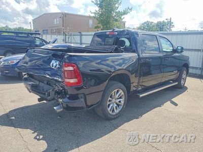 Trzecie zdjęcie samochodu z tyłu: 2024 RAM 1500 LARAMIE VIN:1C6SRFJTXRN196627 - miniatura