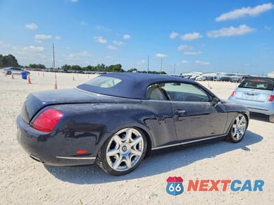 Trzecie zdjęcie samochodu z tyłu: 2008 BENTLEY CONTINENTAL GTC VIN:SCBDR33W88C058265 - miniatura