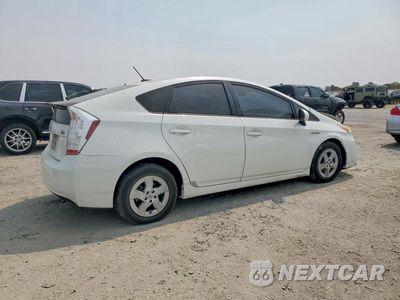 Trzecie zdjęcie samochodu z tyłu: 2011 TOYOTA PRIUS THREE VIN:JTDKN3DU8B0297594 - miniatura