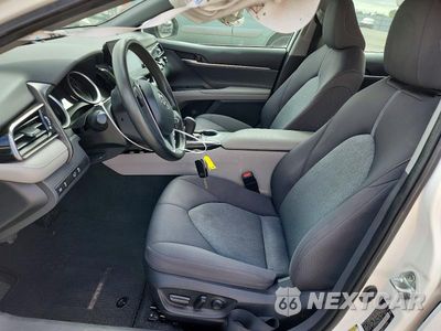 Zdjęcie 7 z 12 samochodu: 2022 TOYOTA CAMRY LE VIN:4T1C11AK8NU027183 - miniatura