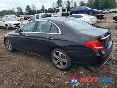 Drugie zdjęcie samochodu z przodu: 2019 MERCEDES-BENZ E 300 4MATIC VIN:WDDZF4KB4KA536156 - miniatura