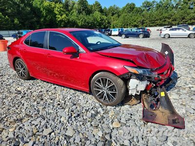 Czwarte zdjęcie samochodu z boku: 2021 TOYOTA CAMRY SE VIN:4T1G11AK3MU450785 - miniatura