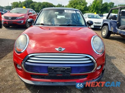 Piąte zdjęcie samochodu w środku: 2015 MINI COOPER VIN:WMWXM5C56FT974108 - miniatura