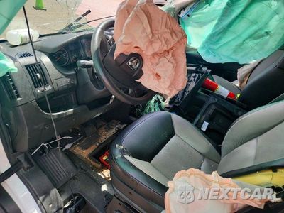 Zdjęcie 8 z 13 samochodu: 2021 RAM PROMASTER - DELIVERY VAN VIN:3C6LRVAG5ME533171 - miniatura