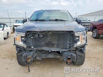 Piąte zdjęcie samochodu w środku: 2019 FORD F150 SUPER CAB VIN:1FTFX1E53KKE80350 - miniatura