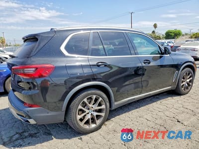 Trzecie zdjęcie samochodu z tyłu: 2019 BMW X5 XDRIVE40I VIN:5UXCR6C54KLL07071 - miniatura