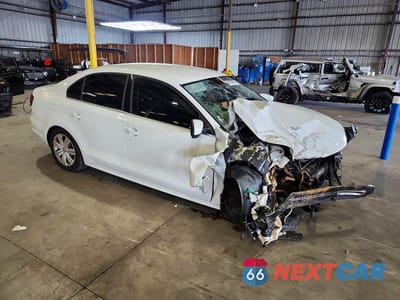 Czwarte zdjęcie samochodu z boku: 2017 VOLKSWAGEN JETTA S VIN:3VW2B7AJ7HM364022 - miniatura