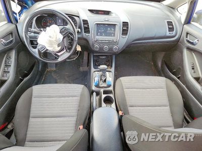 Zdjęcie 8 z 12 samochodu: 2018 KIA FORTE S VIN:3KPFL4A7XJE213275 - miniatura