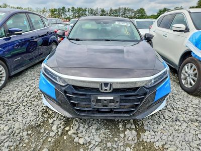 Piąte zdjęcie samochodu w środku: 2018 HONDA ACCORD EXL VIN:1HGCV1F69JA177966 - miniatura