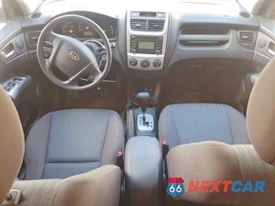 Zdjęcie 8 z 13 samochodu: 2010 KIA SPORTAGE LX VIN:KNDKGCA38A7715891 - miniatura