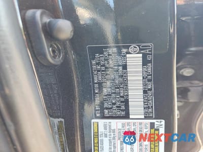 Zdjęcie 12 z 12 samochodu: 2005 TOYOTA MATRIX BASE VIN:2T1KR32E55C403638 - miniatura
