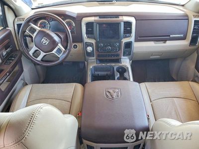 Zdjęcie 8 z 12 samochodu: 2018 RAM 1500 LARAMIE VIN:1C6RR6NT0JS132613 - miniatura