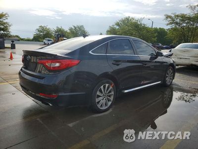 Trzecie zdjęcie samochodu z tyłu: 2017 HYUNDAI SONATA SPORT VIN:5NPE34AF9HH523779 - miniatura