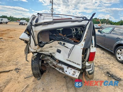 Zdjęcie 6 z 13 samochodu: 1999 CHEVROLET BLAZER VIN:1GNDT13W4X2136944 - miniatura
