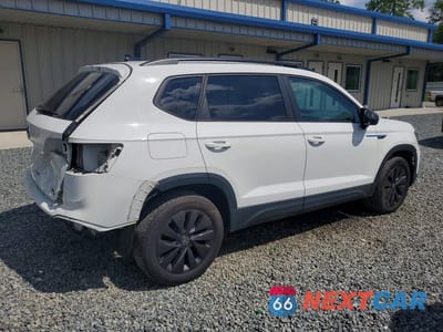 Trzecie zdjęcie samochodu z tyłu: 2022 VOLKSWAGEN TAOS S VIN:3VVAX7B22NM019212 - miniatura