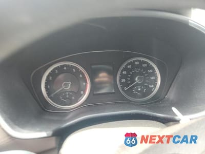 Zdjęcie 9 z 13 samochodu: 2019 HYUNDAI SANTA FE SE VIN:5NMS23AD9KH128262 - miniatura