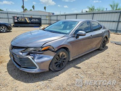 2024 TOYOTA CAMRY LE 4T1C11AK6RU248481 - główne zdjęcie licytacji z USA - miniatura