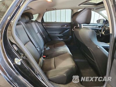 Zdjęcie 10 z 13 samochodu: 2018 HONDA ACCORD EX VIN:1HGCV1F46JA241072 - miniatura