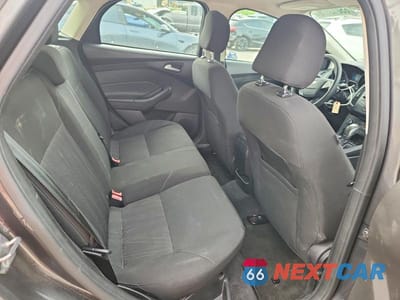 Zdjęcie 10 z 12 samochodu: 2016 FORD FOCUS SE VIN:1FADP3K27GL215791 - miniatura