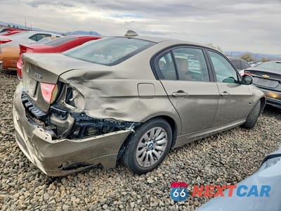 Trzecie zdjęcie samochodu z tyłu: 2009 BMW 328 XI VIN:WBAPK735X9A450770 - miniatura