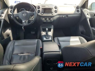 Zdjęcie 8 z 13 samochodu: 2012 VOLKSWAGEN TIGUAN S VIN:WVGAV7AX9CW524934 - miniatura