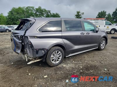 Trzecie zdjęcie samochodu z tyłu: 2024 TOYOTA SIENNA LE VIN:5TDKRKECXRS205350 - miniatura