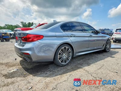 Trzecie zdjęcie samochodu z tyłu: 2019 BMW 540 XI VIN:WBAJE7C50KWW25971 - miniatura