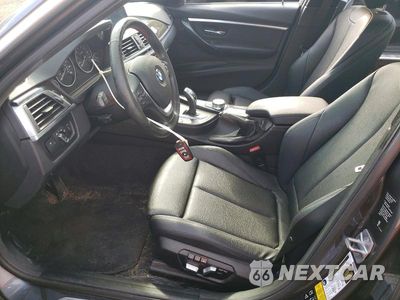Zdjęcie 7 z 12 samochodu: 2018 BMW 330 XI VIN:WBA8D9C55JEM31437 - miniatura