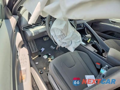 Zdjęcie 8 z 12 samochodu: 2025 HYUNDAI ELANTRA SEL SPORT VIN:KMHLM4DG5SU073744 - miniatura