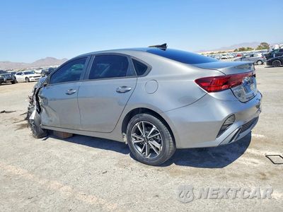 Drugie zdjęcie samochodu z przodu: 2023 KIA FORTE LXS VIN:3KPF24ADXPE506210 - miniatura