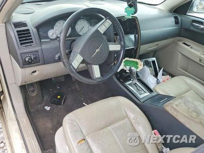 Zdjęcie 8 z 12 samochodu: 2005 CHRYSLER 300 TOURING VIN:2C3JA53GX5H668595 - miniatura