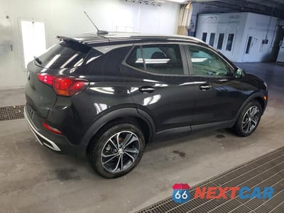 Trzecie zdjęcie samochodu z tyłu: 2021 BUICK ENCORE GX SELECT VIN:KL4MMDSL1MB160042 - miniatura