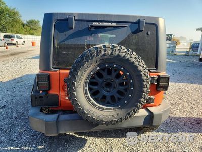 Zdjęcie 6 z 12 samochodu: 2015 JEEP WRANGLER UNLIMITED SPORT VIN:1C4BJWDG2FL718320 - miniatura