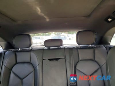Zdjęcie 10 z 13 samochodu: 2016 PORSCHE MACAN S VIN:WP1AB2A54GLB45585 - miniatura