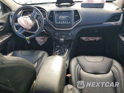 Zdjęcie 8 z 13 samochodu: 2017 JEEP CHEROKEE LATITUDE VIN:1C4PJMCS3HW551726 - miniatura