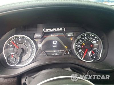 Zdjęcie 9 z 12 samochodu: 2025 RAM 1500 LARAMIE VIN:1C6SRFJP8SN585288 - miniatura
