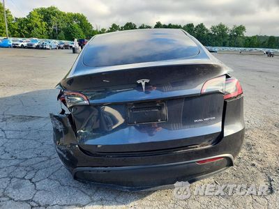 Zdjęcie 6 z 14 samochodu: 2024 TESLA MODEL Y VIN:7SAYGDEE0RF995133 - miniatura
