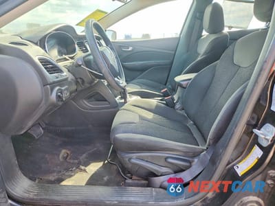 Zdjęcie 7 z 12 samochodu: 2016 DODGE DART SE VIN:1C3CDFAA9GD606514 - miniatura
