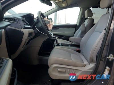Zdjęcie 7 z 13 samochodu: 2019 HONDA ODYSSEY EX VIN:5FNRL6H5XKB032346 - miniatura