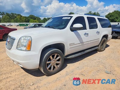 2013 GMC YUKON XL DENALI 1GKS2MEF1DR357121 - główne zdjęcie licytacji z USA - miniatura