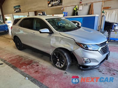Czwarte zdjęcie samochodu z boku: 2019 CHEVROLET EQUINOX LT VIN:3GNAXUEV7KS680803 - miniatura