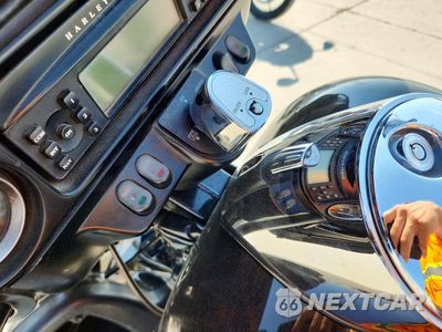 Zdjęcie 8 z 9 samochodu: 2008 HARLEY-DAVIDSON FLHTCUI VIN:1HD1FC41X8Y622320 - miniatura