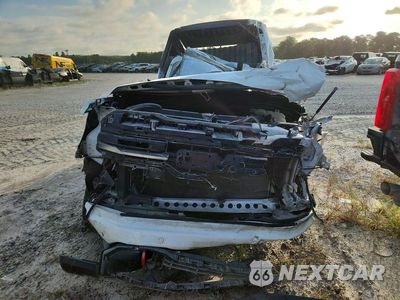 Piąte zdjęcie samochodu w środku: 2025 GMC SIERRA K1500 AT4 VIN:1GTUUEEL4SZ107623 - miniatura