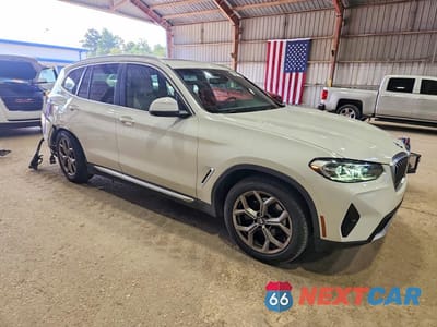 Czwarte zdjęcie samochodu z boku: 2022 BMW X3 SDRIVE30I VIN:WBX47DP07NN174526 - miniatura